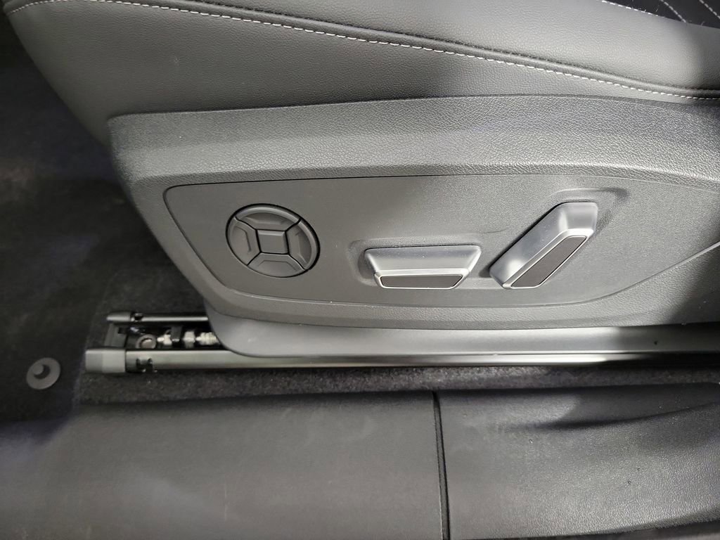 2026 Audi Q3 quattro 2.0T