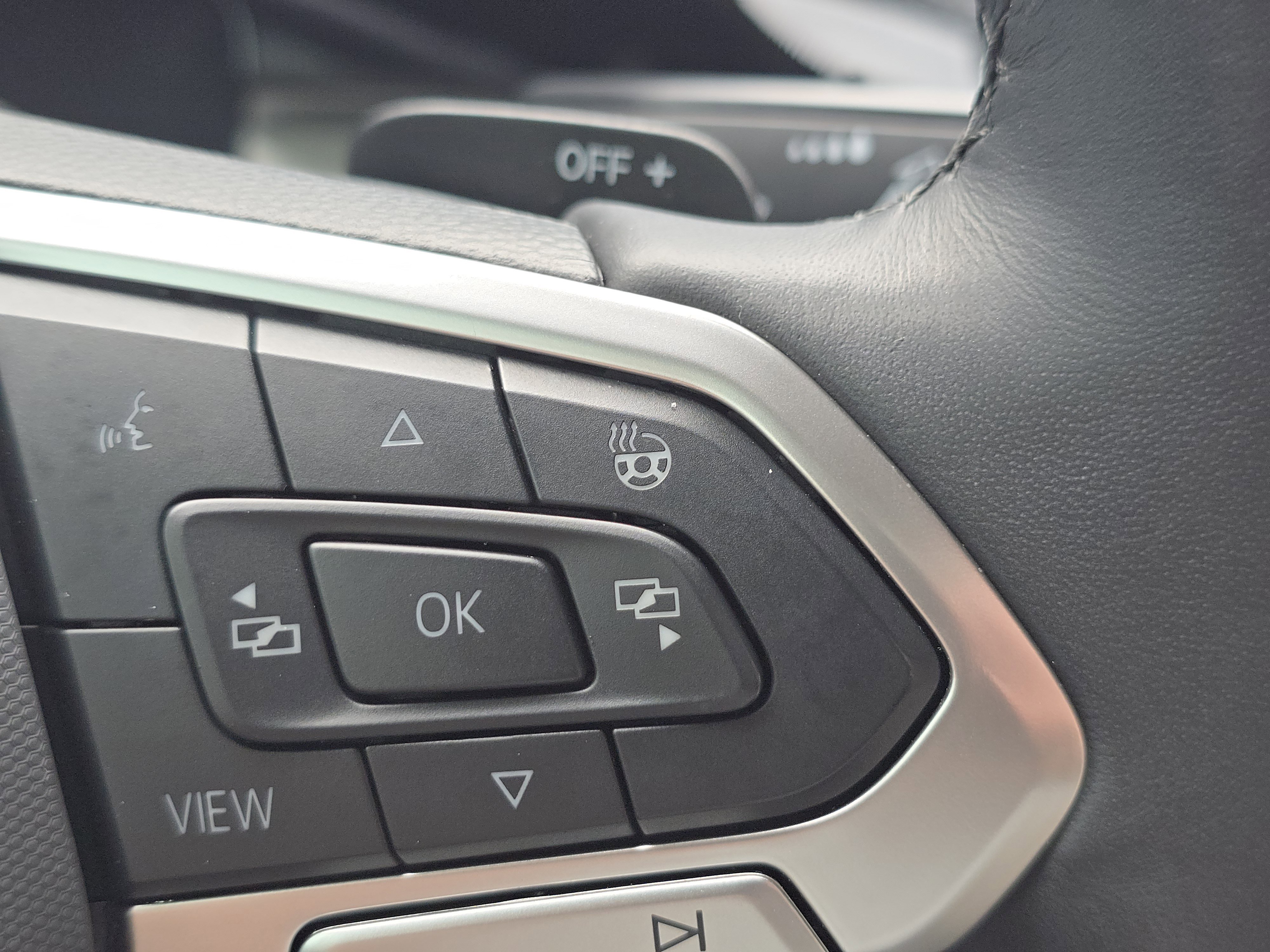 2024 Volkswagen Atlas Cross Sport SEL Premium R-Line