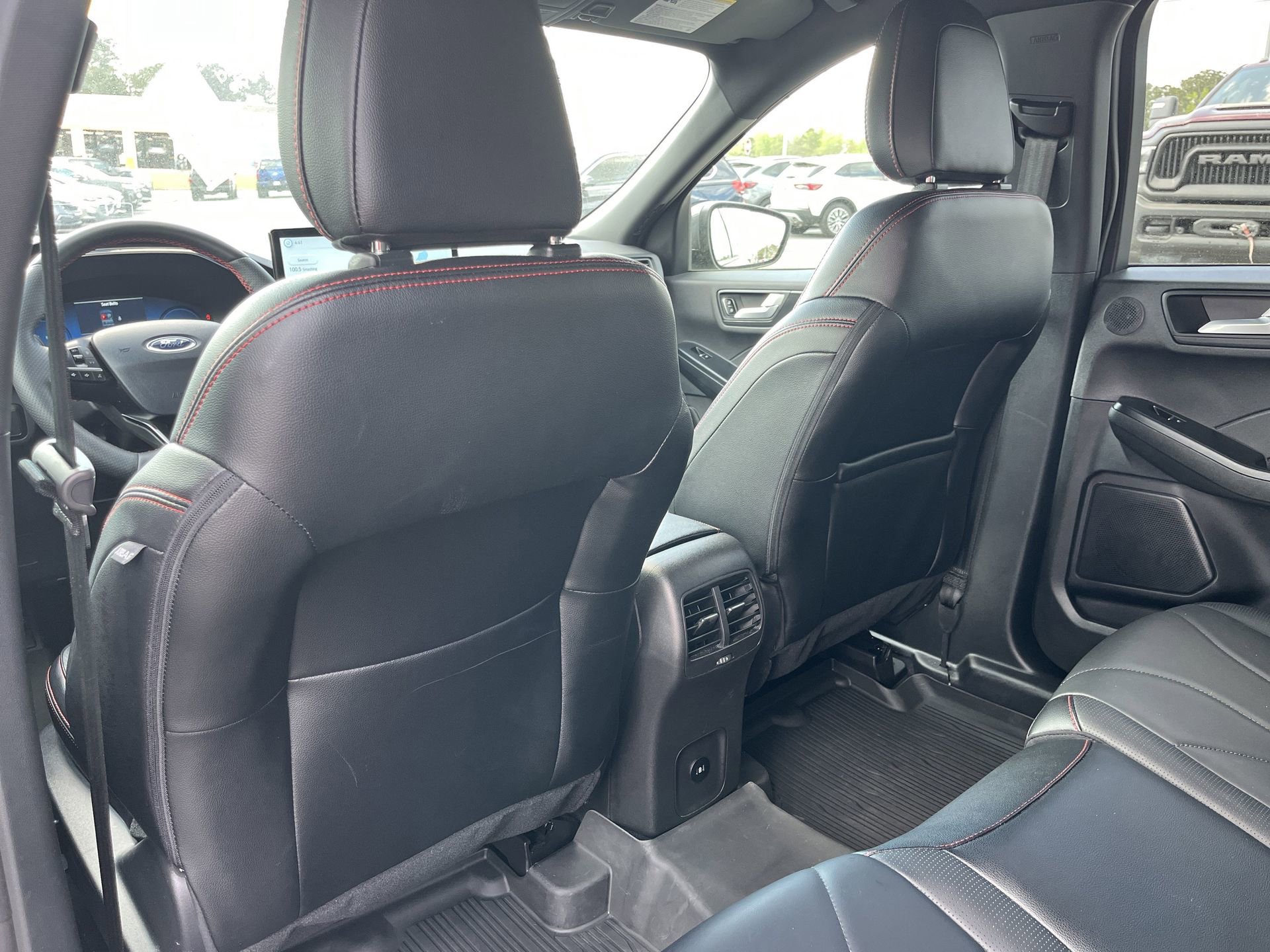 2025 Ford Escape ST-Line Elite