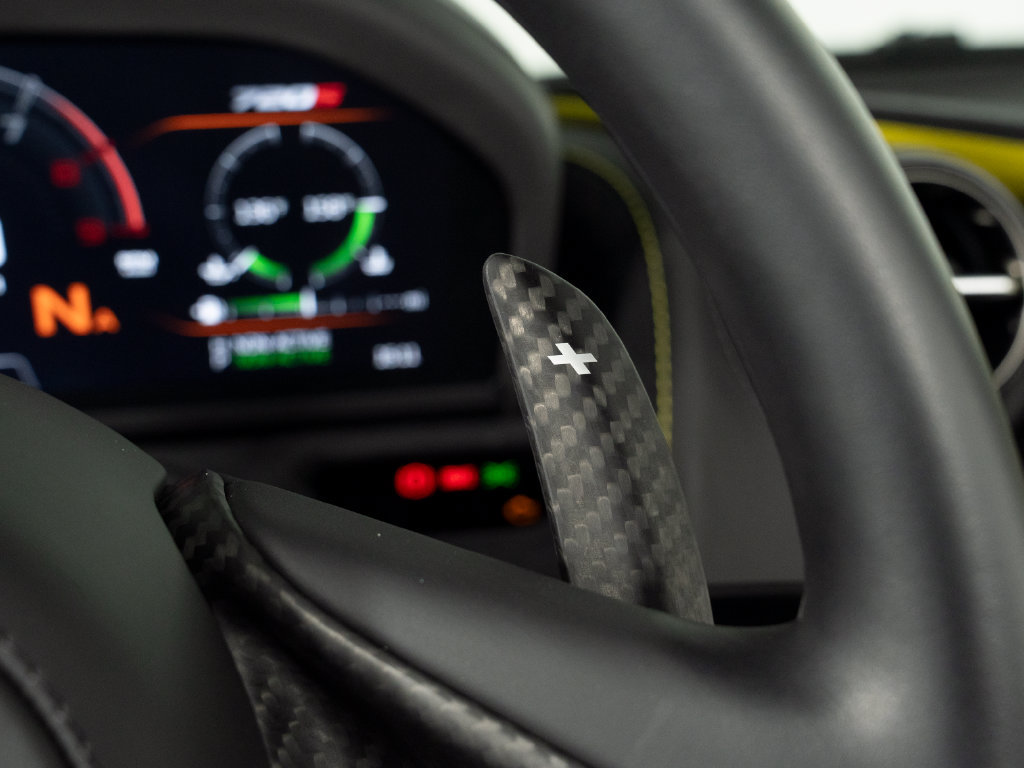 Used 2020 McLaren 720S Performance photo 25