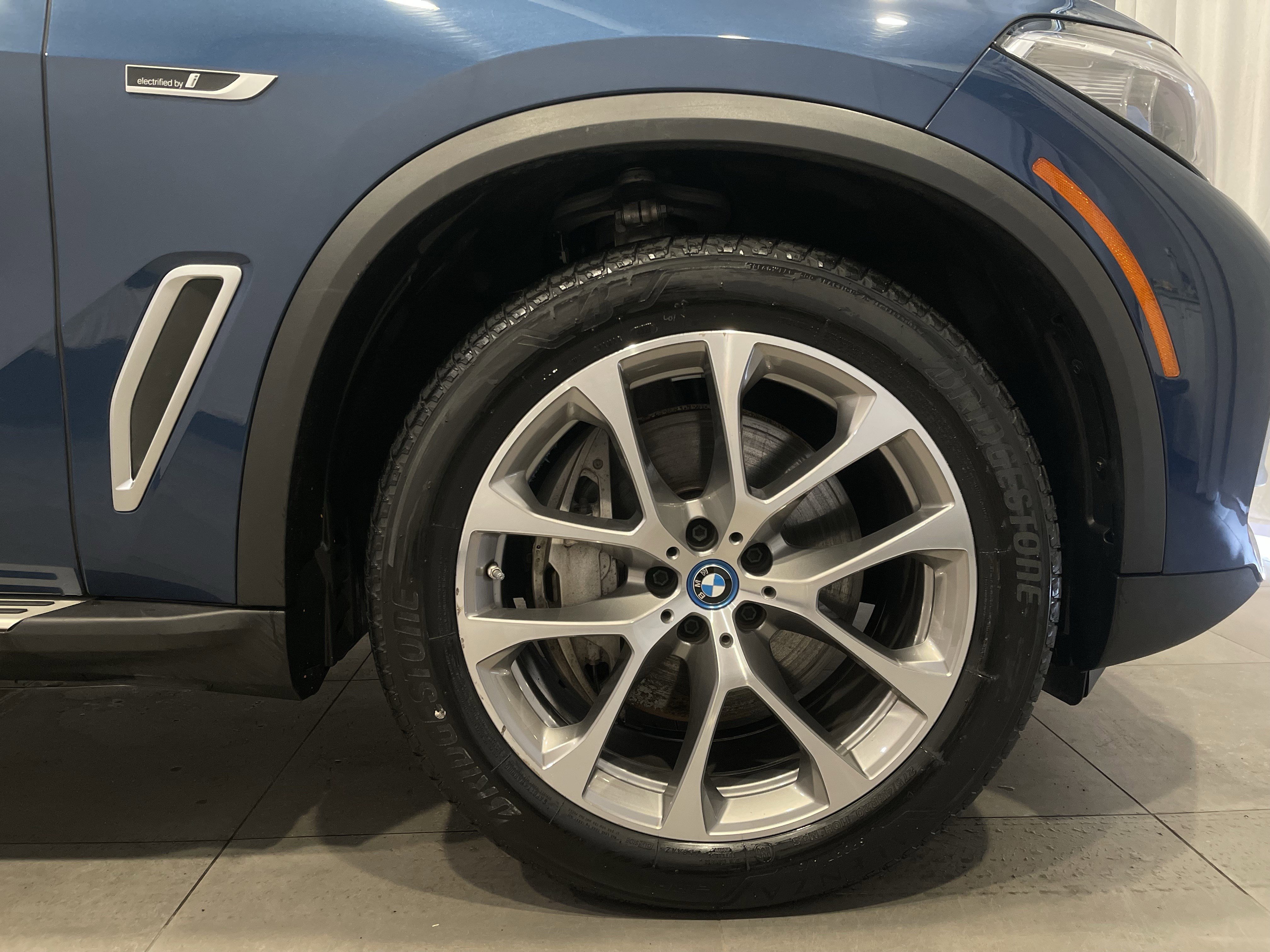 2023 BMW X5 xDrive45e