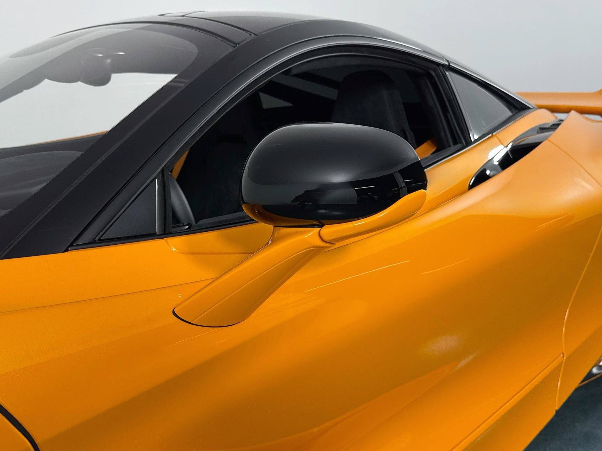Used 2025 McLaren 750S photo 43