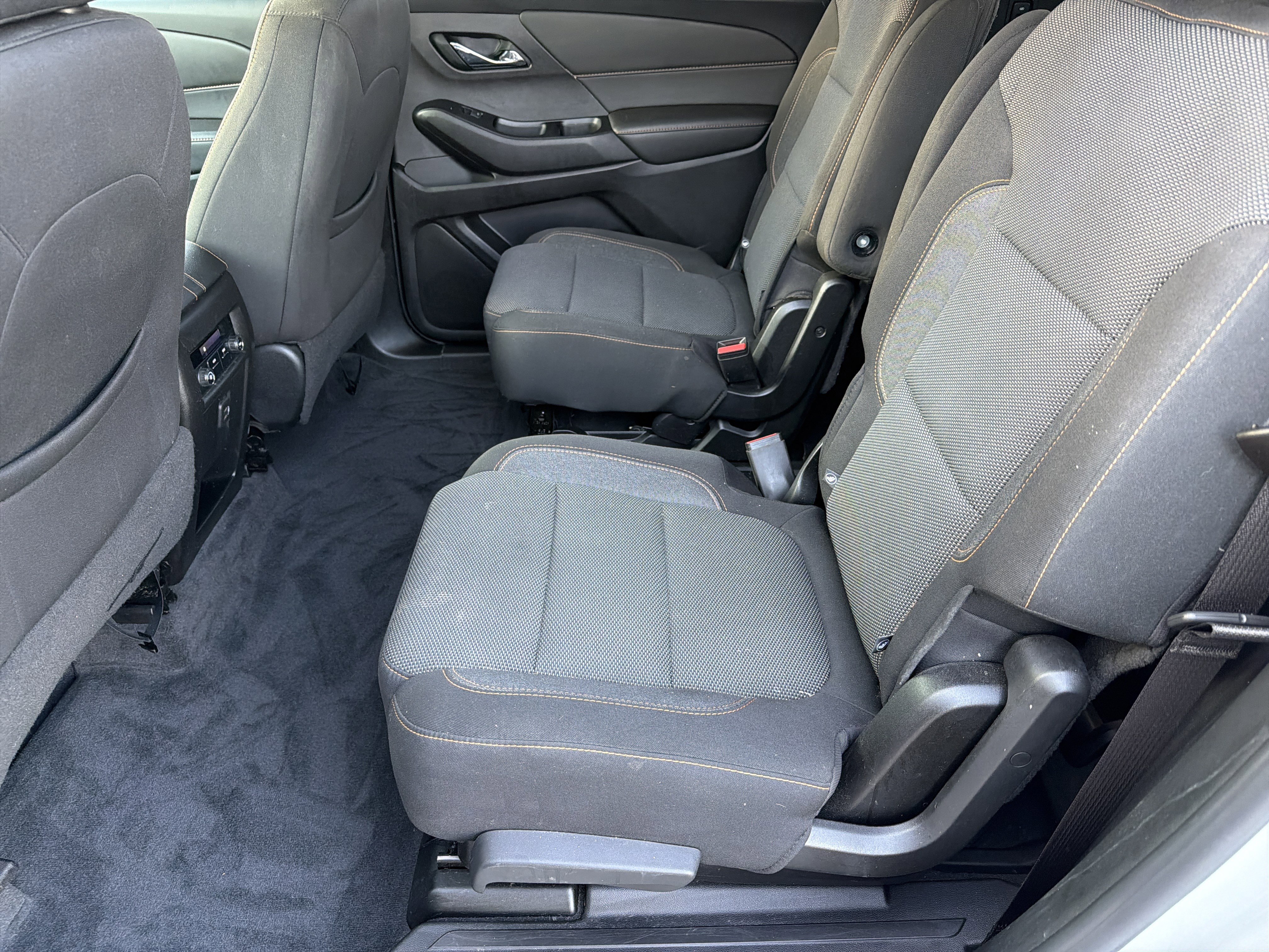 2020 Chevrolet Traverse LT