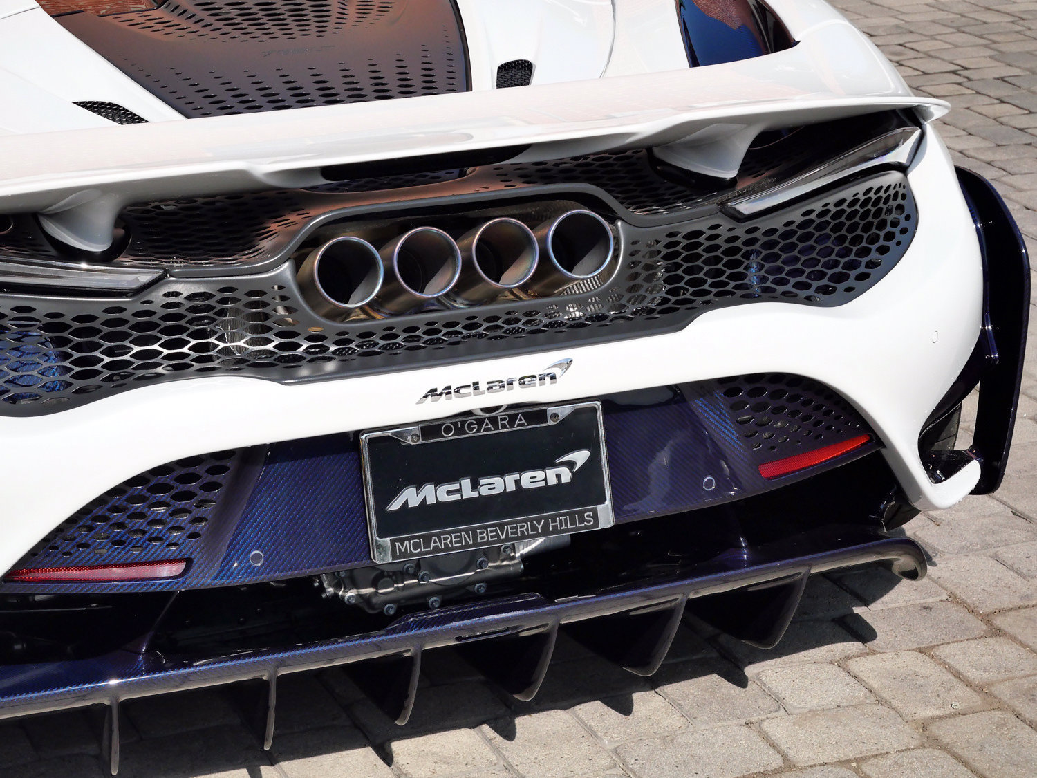 Used 2022 McLaren 765LT photo 28