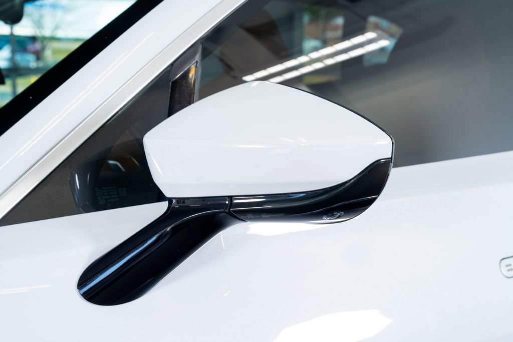 2021 Aston Martin DBX