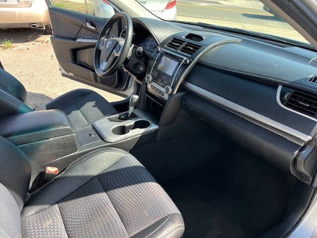 2014 Toyota Camry SE