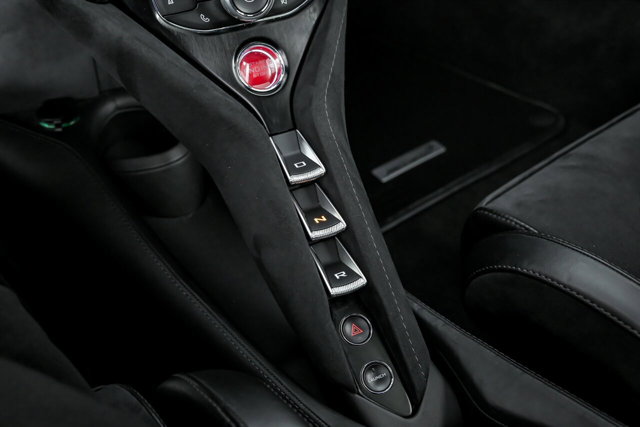 Used 2019 McLaren 720S Performance photo 35
