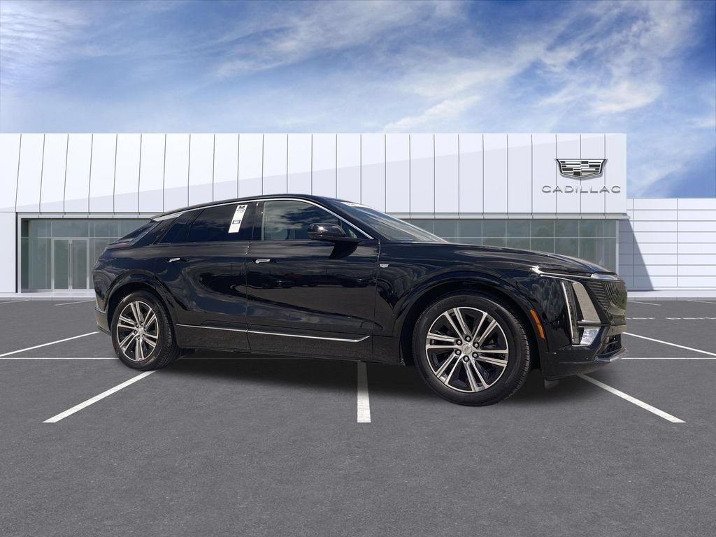 Certified 2024 Cadillac Lyriq Luxury w/ LPO, Floor Liner Package