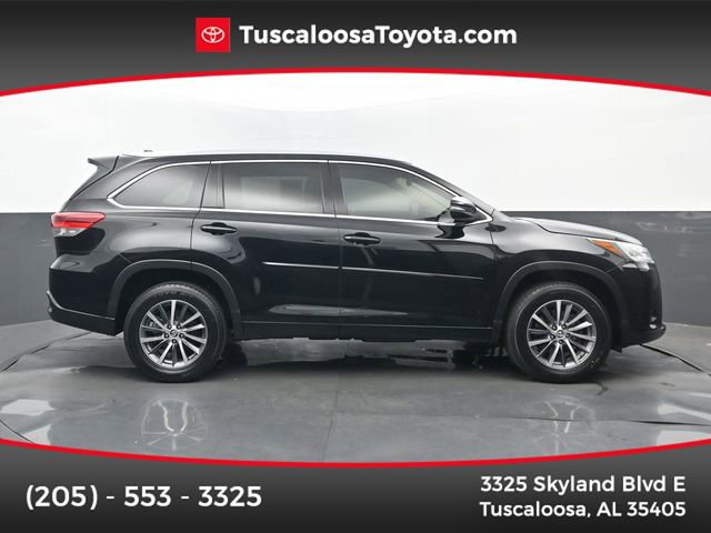 Used 2017 Toyota Highlander XLE