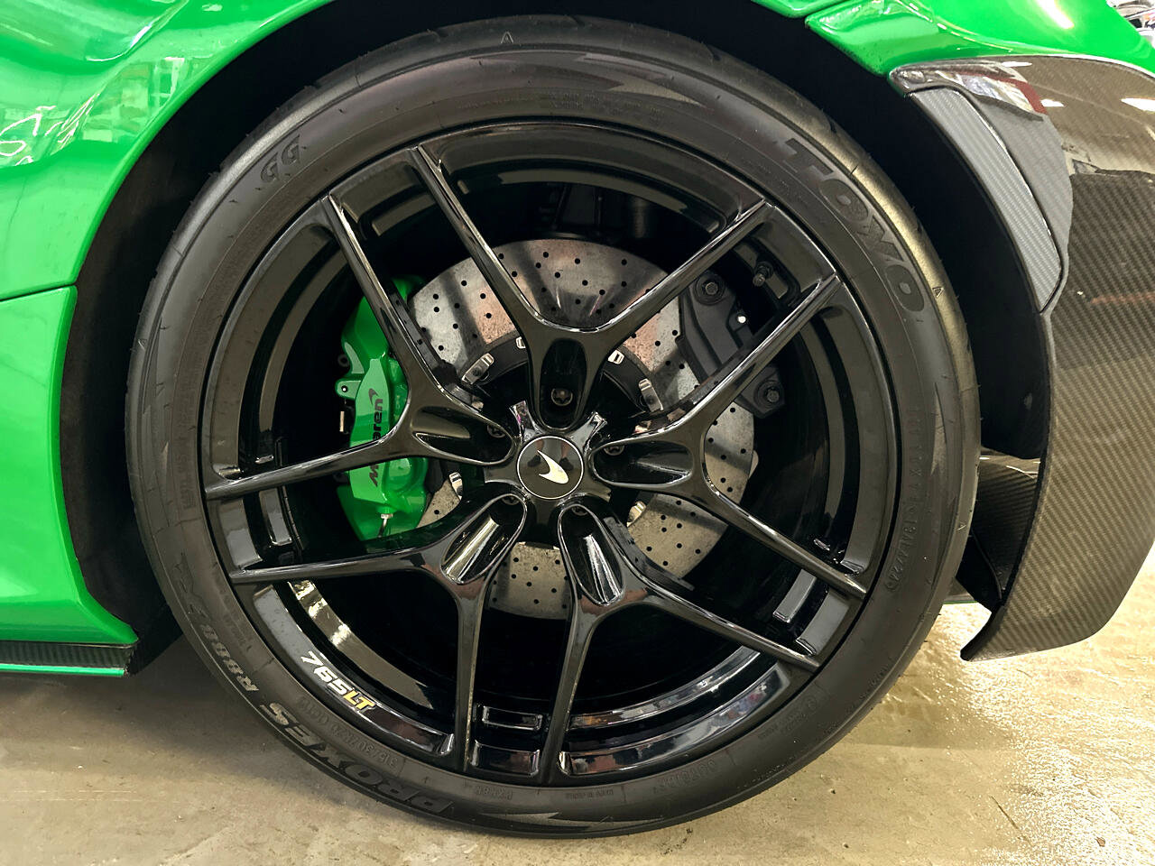 Used 2022 McLaren 765LT photo 38