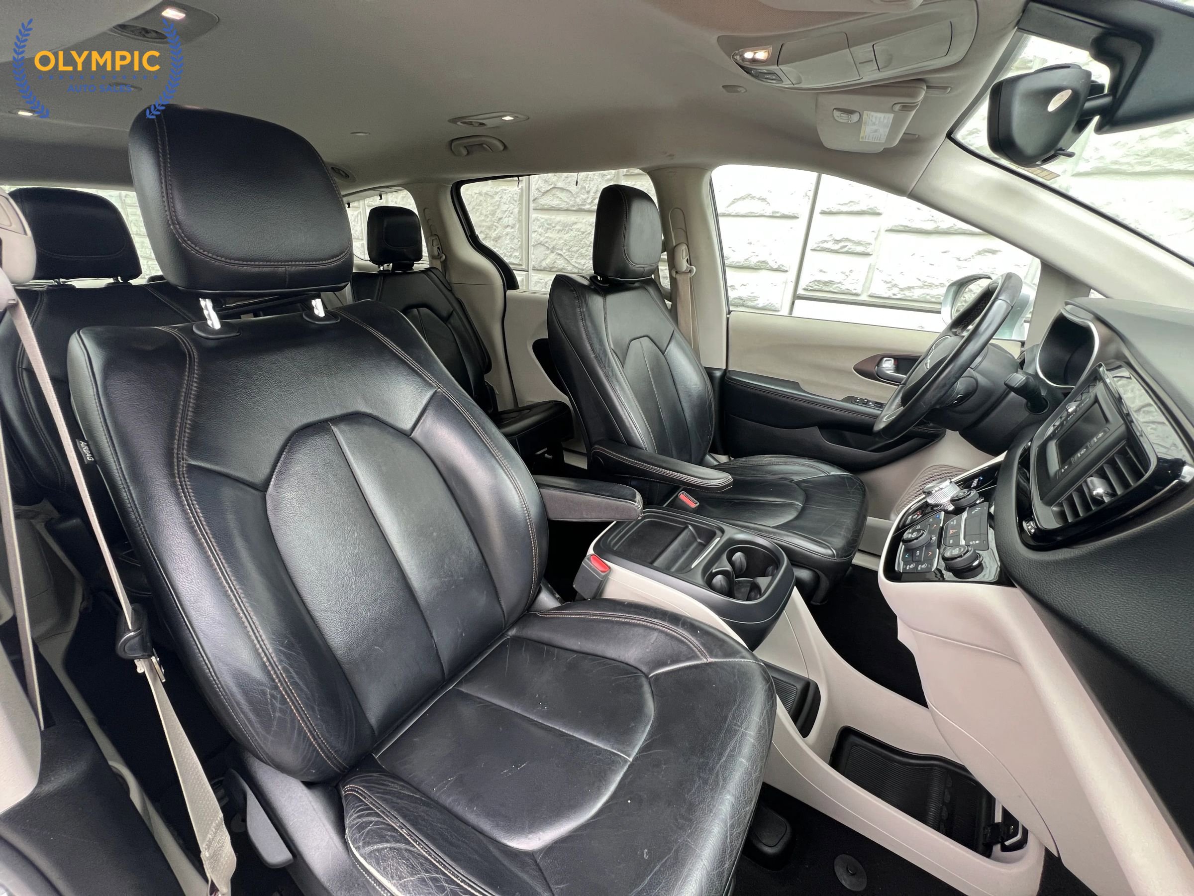 2017 Chrysler Pacifica Touring-L