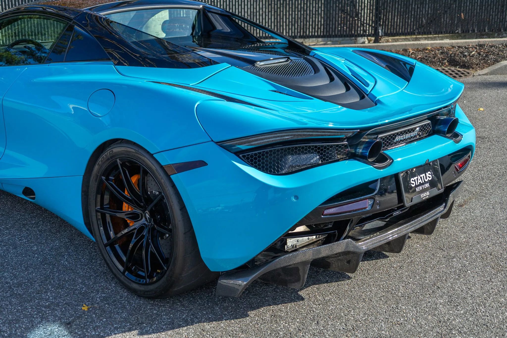 Used 2022 McLaren 720S Spider photo 39