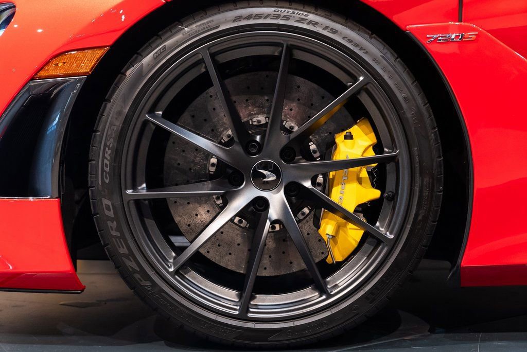 Used 2022 McLaren 720S Spider photo 12
