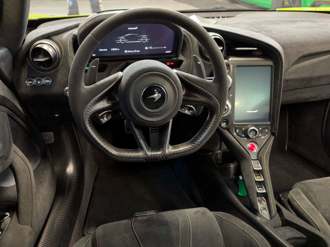 Used 2021 McLaren 765LT photo 16