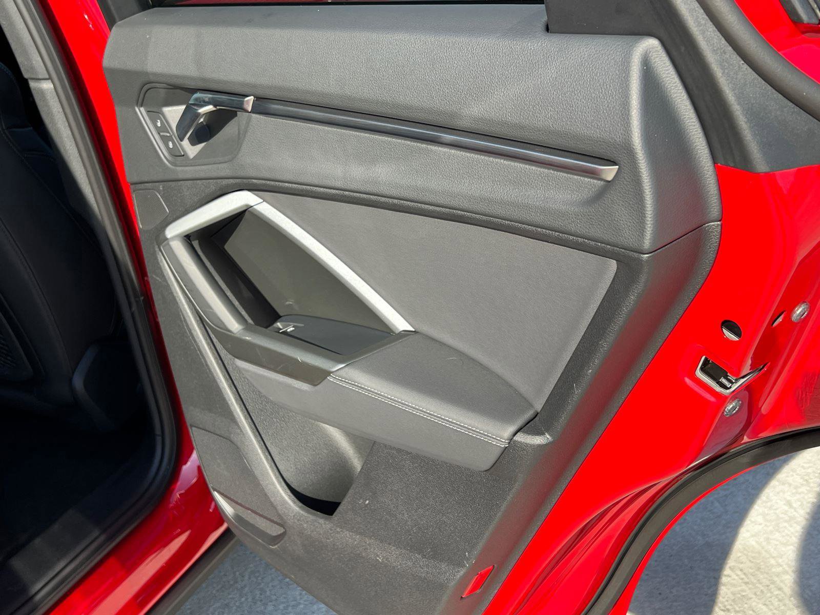 2025 Audi Q3 2.0T Premium