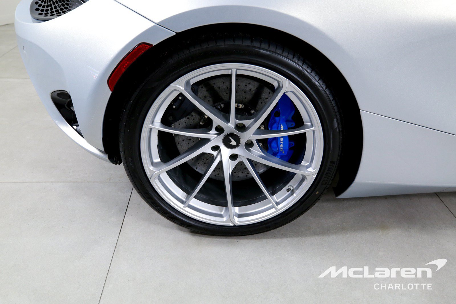 Used 2026 McLaren 750S Spider photo 27