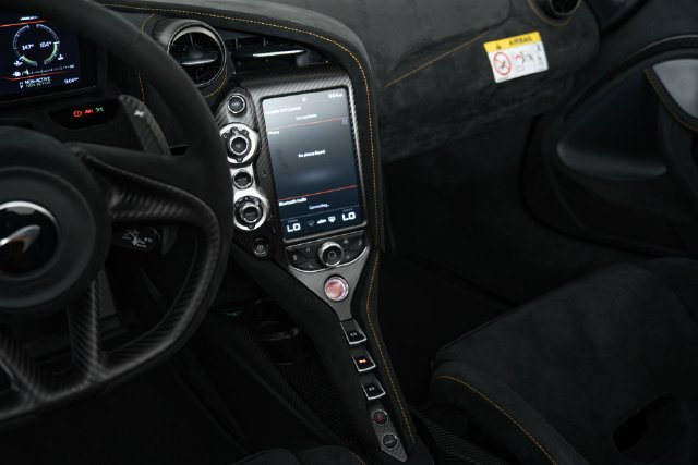 Used 2022 McLaren 765LT photo 21