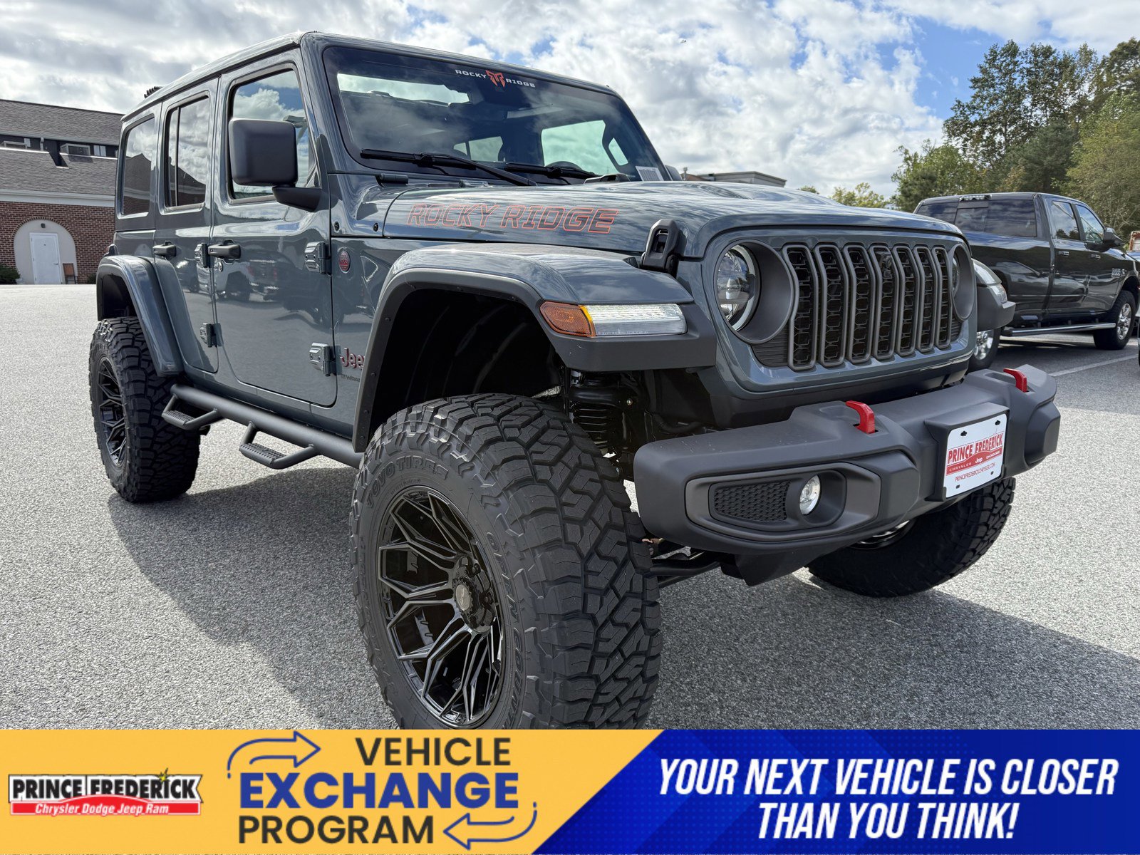 New 2025 Jeep Wrangler Unlimited Rubicon w/ Convenience Group