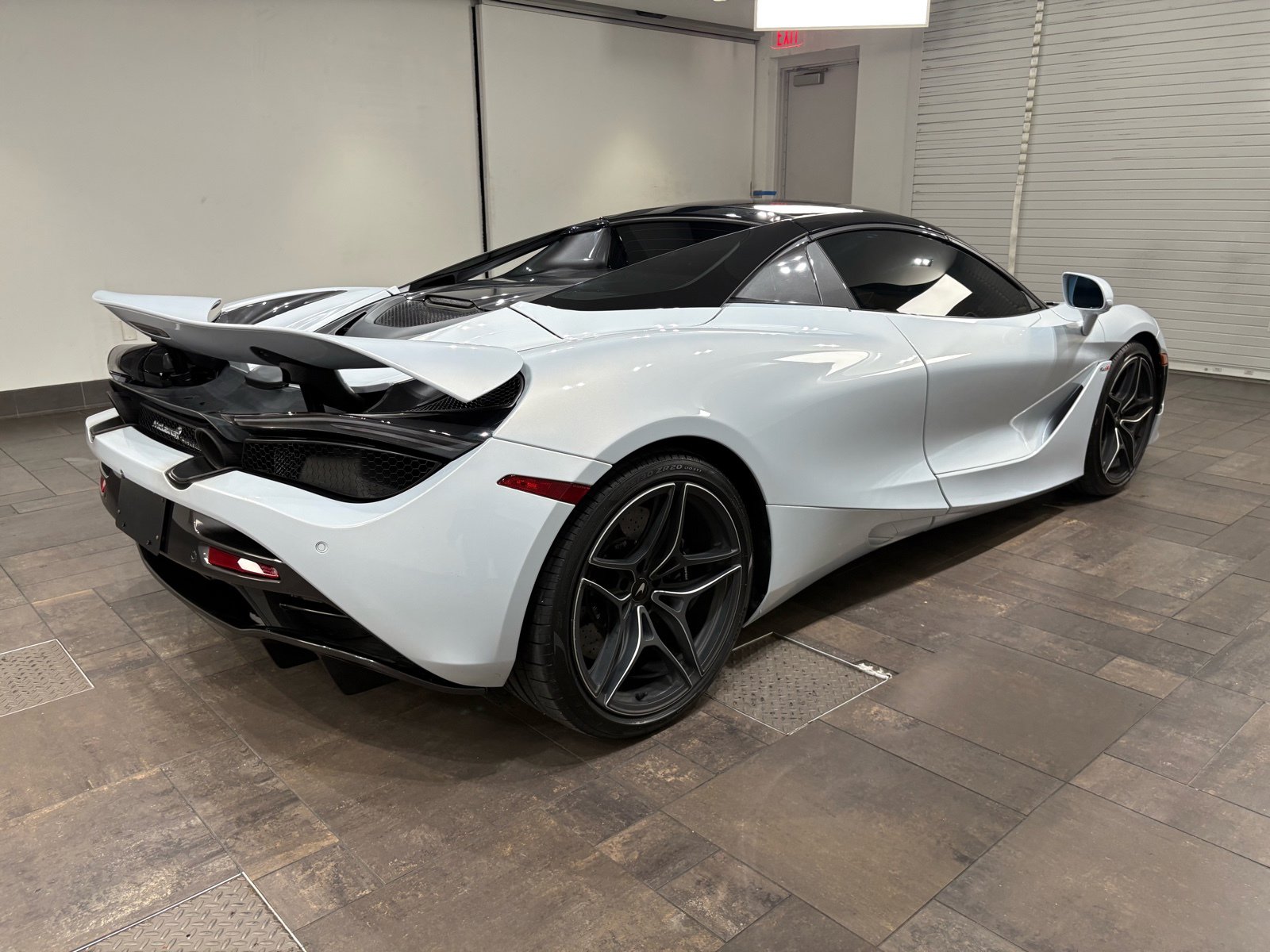 Used 2020 McLaren 720S Luxury photo 22
