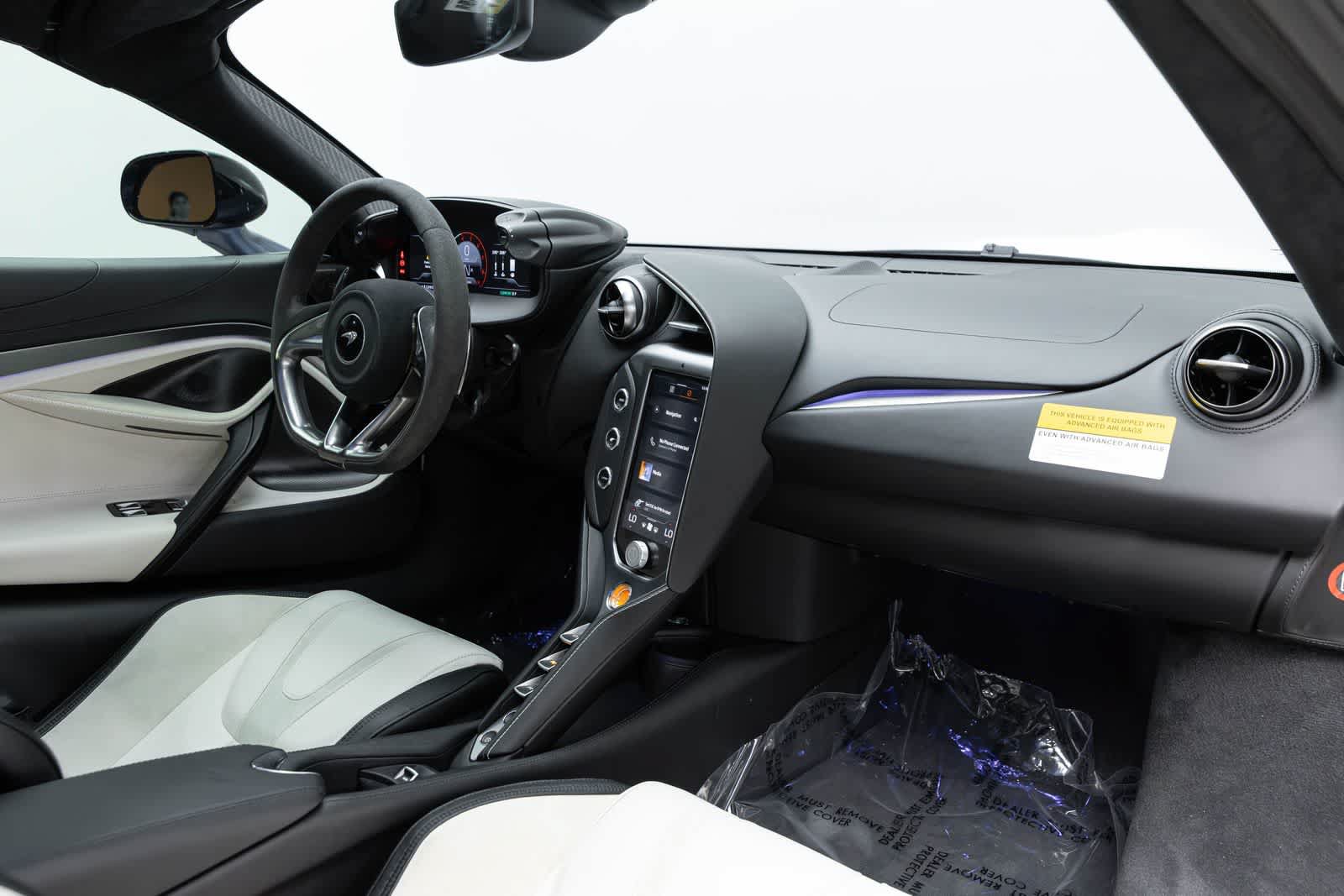 Used 2026 McLaren 750S Spider photo 34