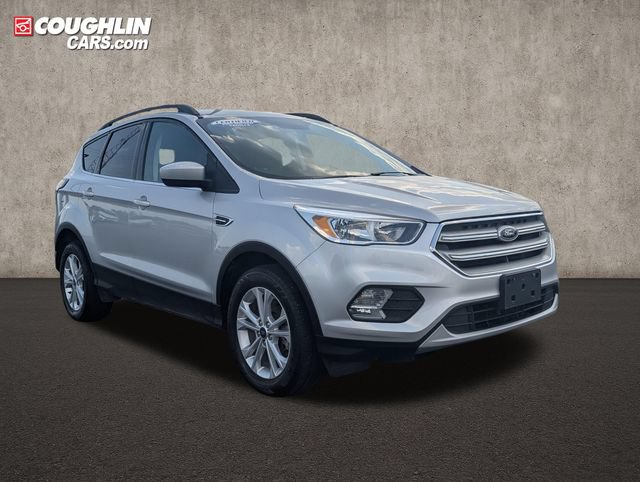Used 2018 Ford Escape SE w/ SE Sync 3 Package