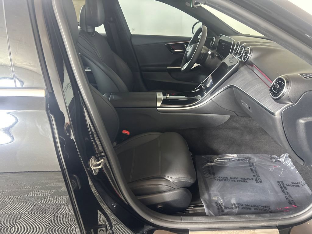 2025 Mercedes-Benz C 300 Sedan
