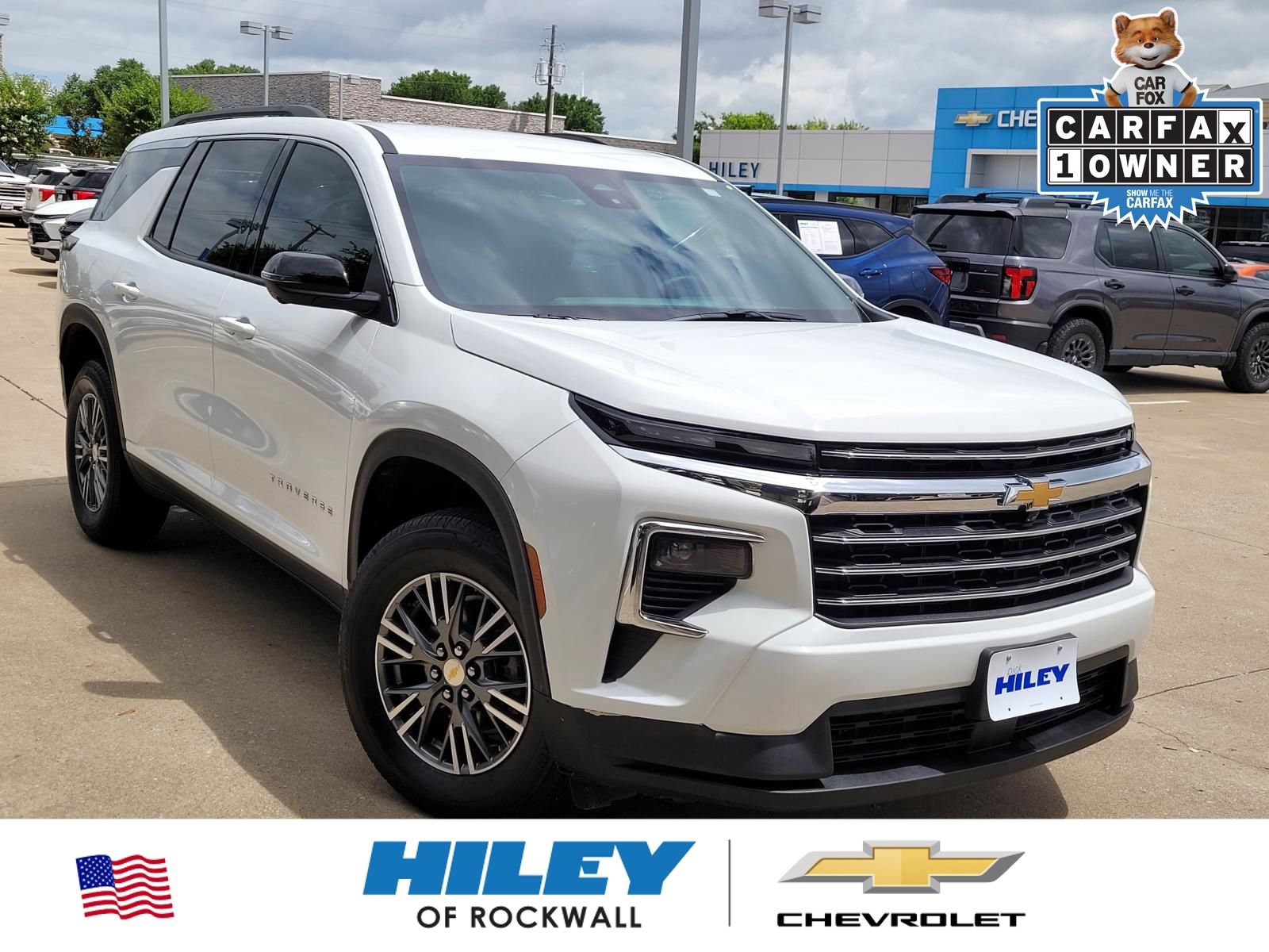 Used 2024 Chevrolet Traverse LT