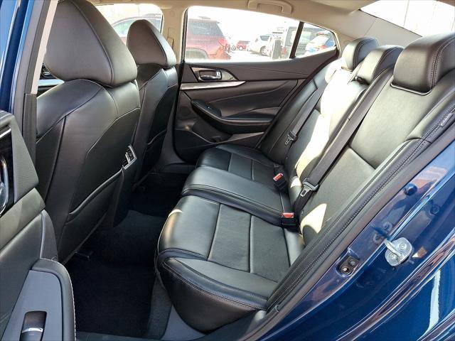 2023 Nissan Maxima SV