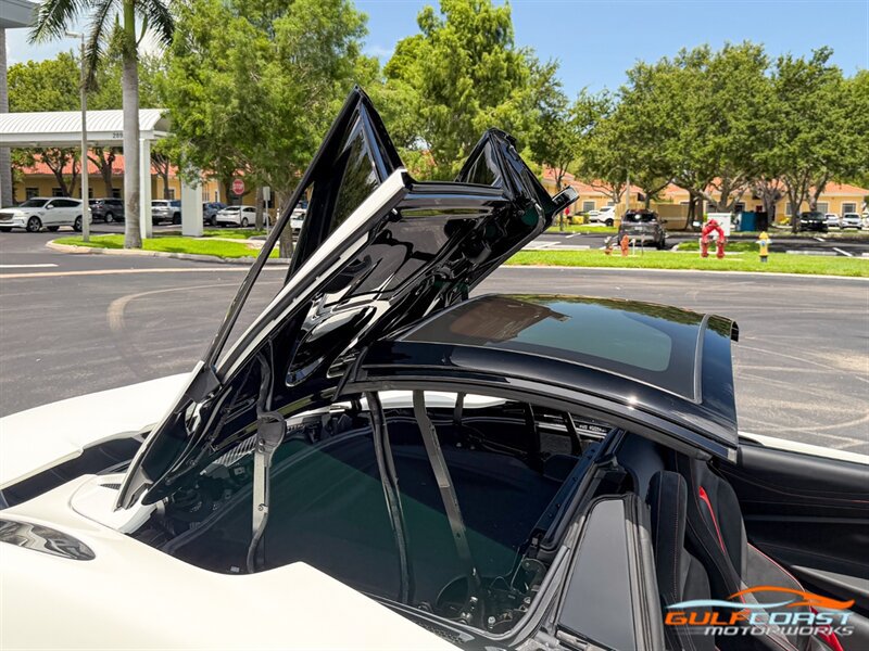 Used 2021 McLaren 720S Performance photo 59