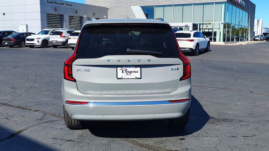 2026 Volvo Xc90 B6 Plus