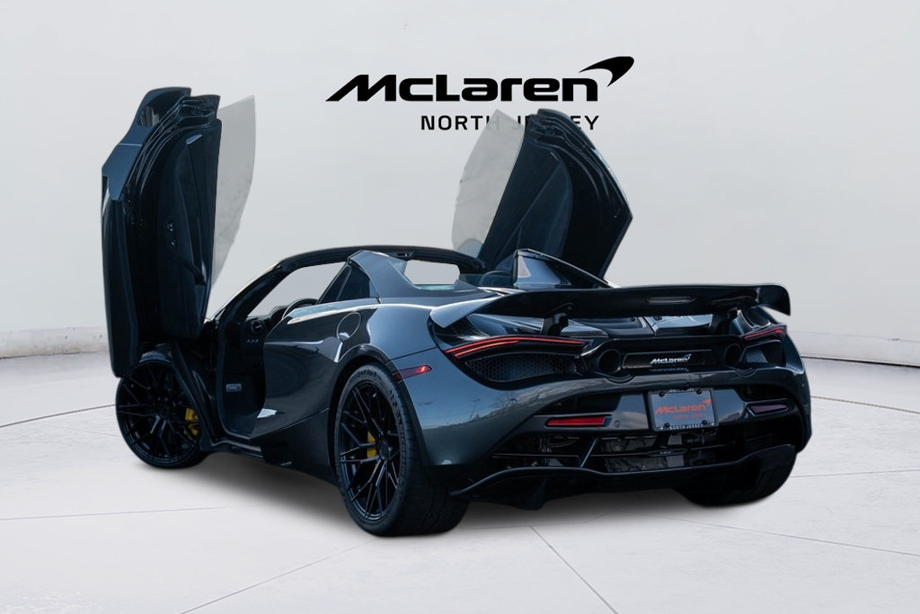 Used 2020 McLaren 720S Spider photo 16