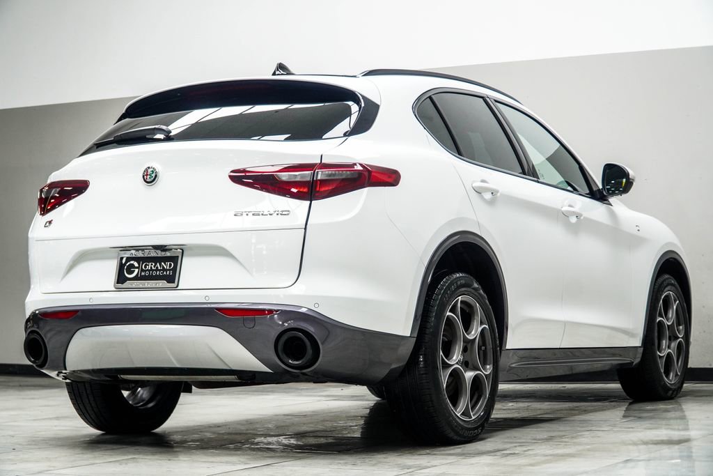2023 Alfa Romeo Stelvio Ti