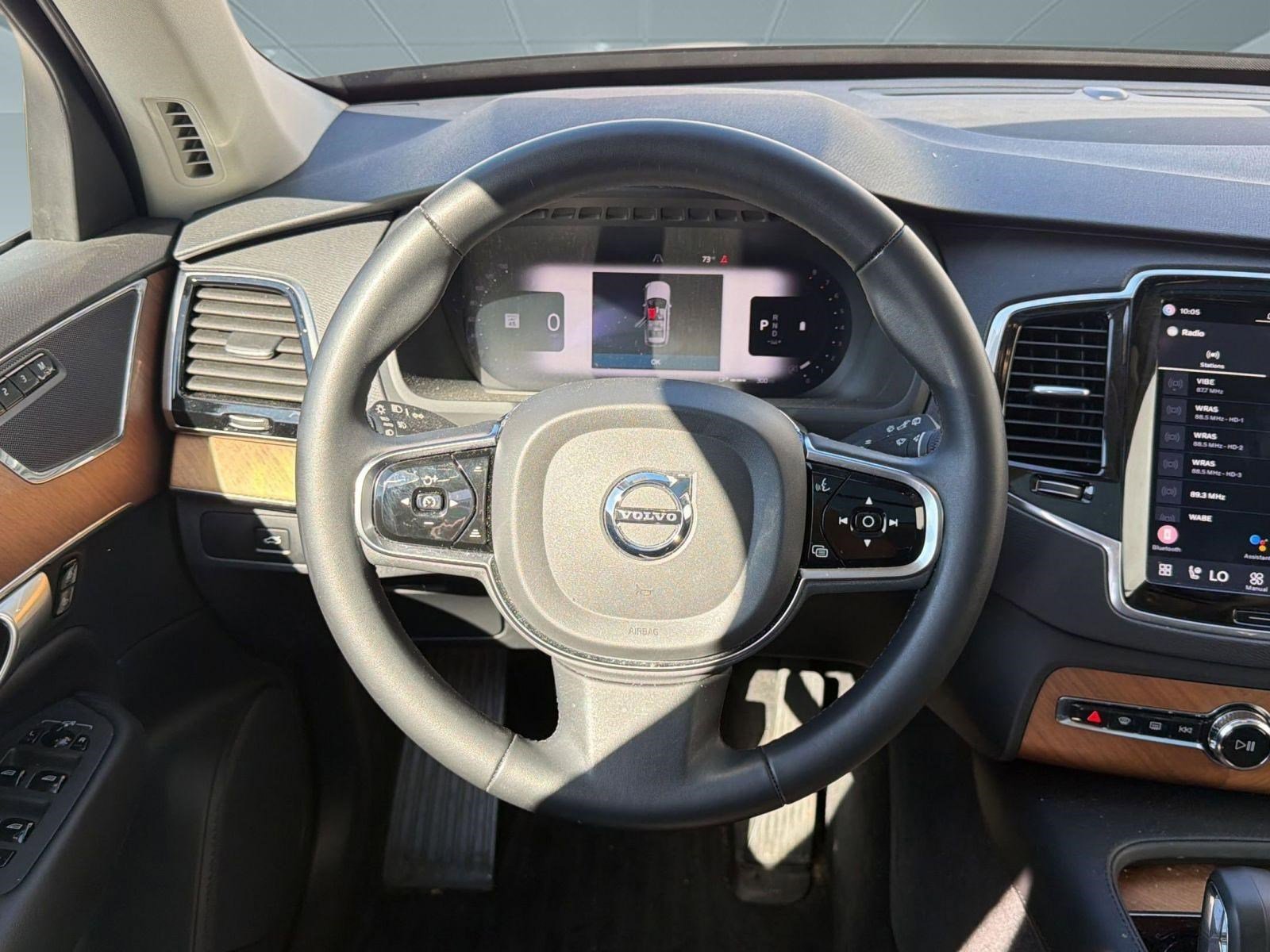 2023 Volvo Xc90 B6 Plus