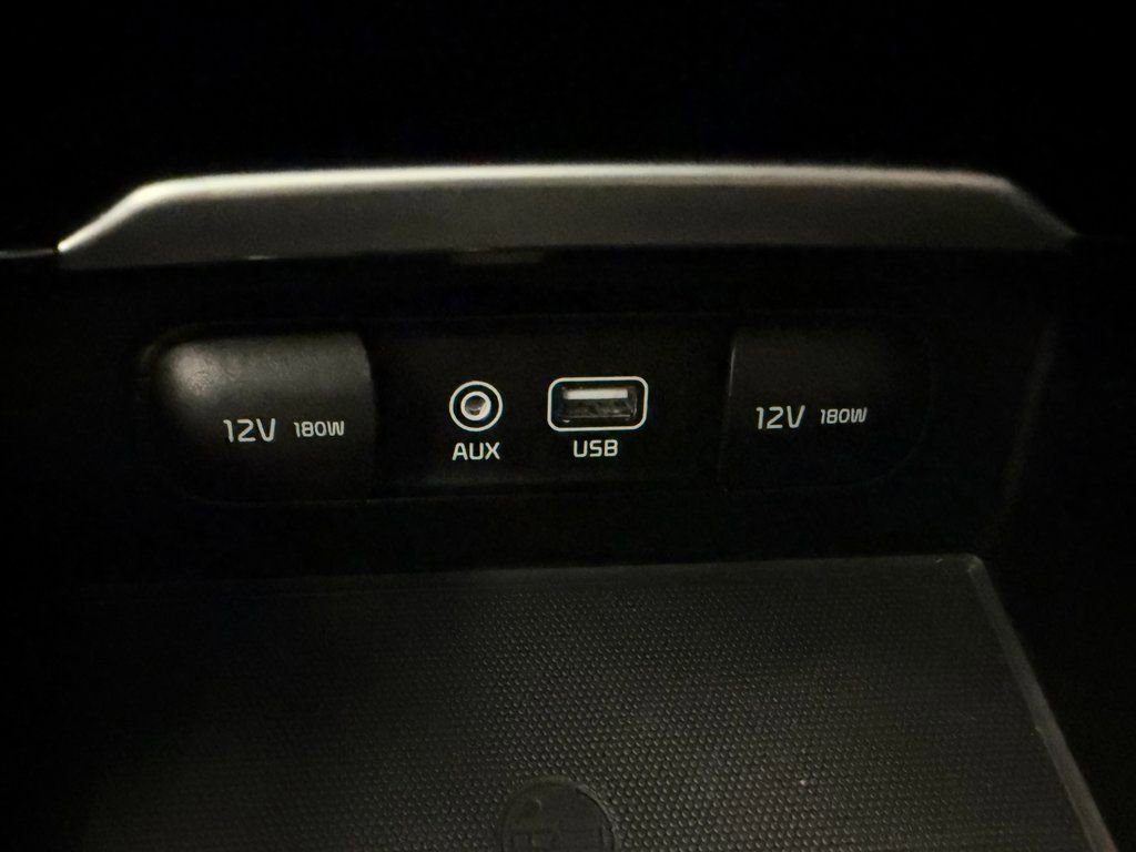 2018 Kia Cadenza Premium