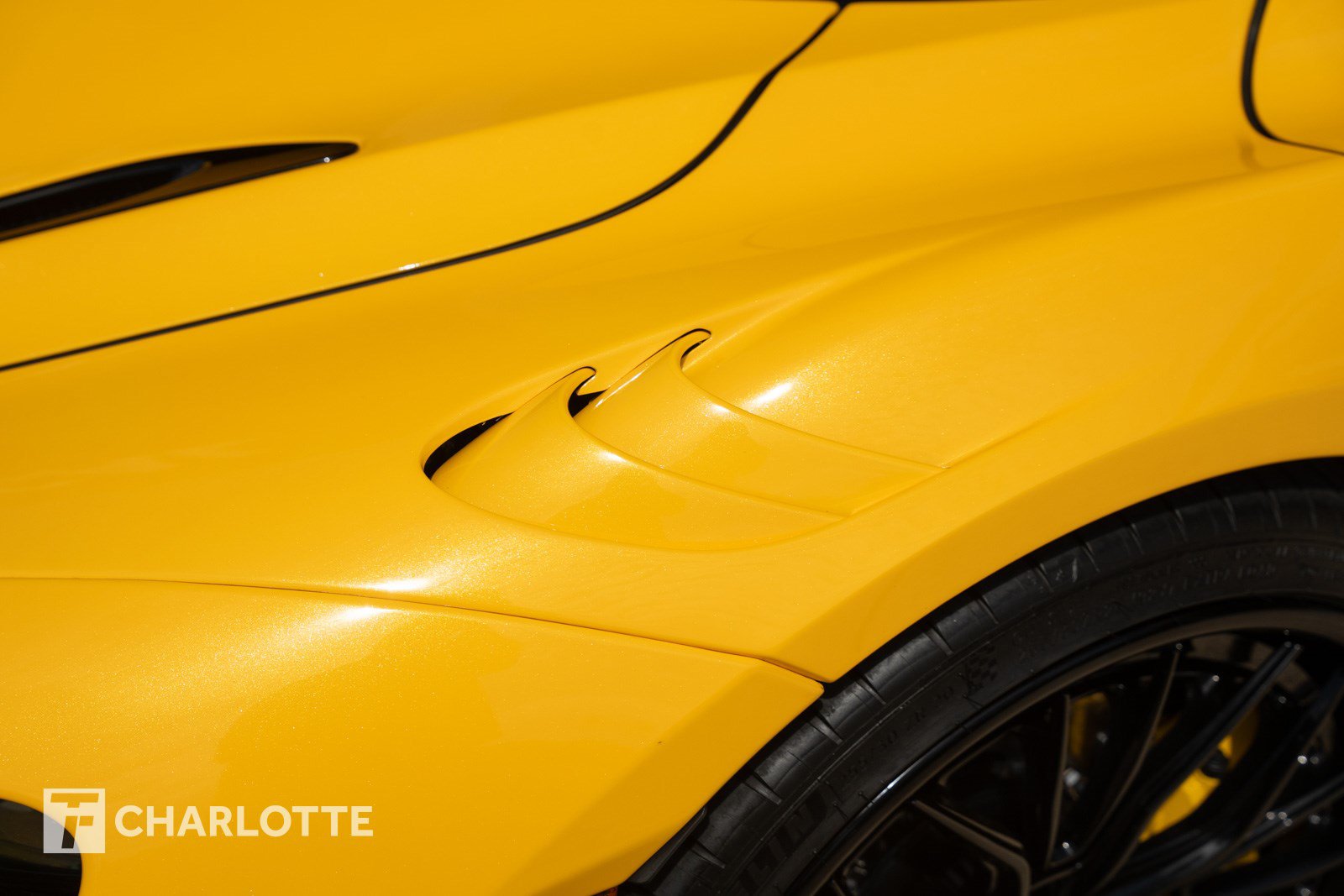 Used 2025 McLaren 750S photo 9