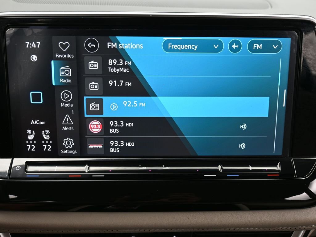 2025 Volkswagen Atlas SE