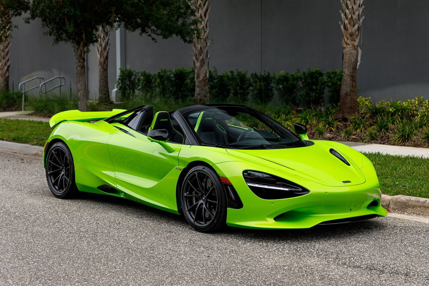New 2027 McLaren 750S Spider 1