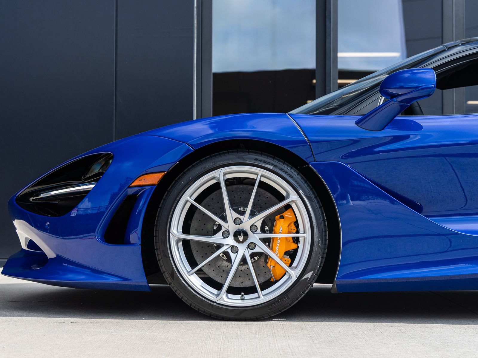 Used 2026 McLaren 750S photo 12