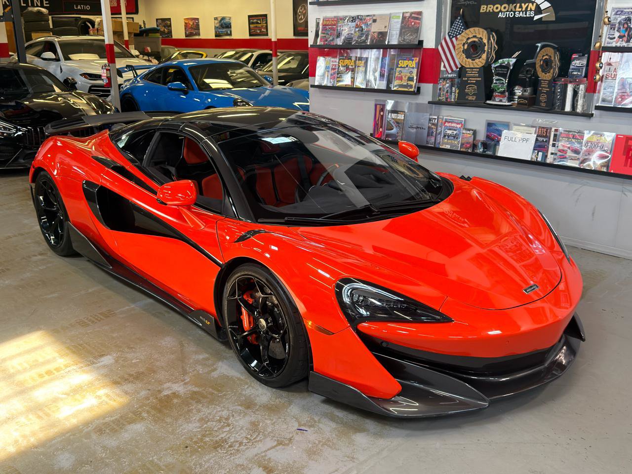 Used 2020 McLaren 600LT Spider photo 27