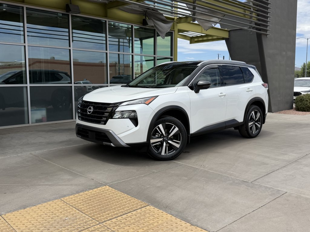 Used 2024 Nissan Rogue SL w/ SL Premium Package