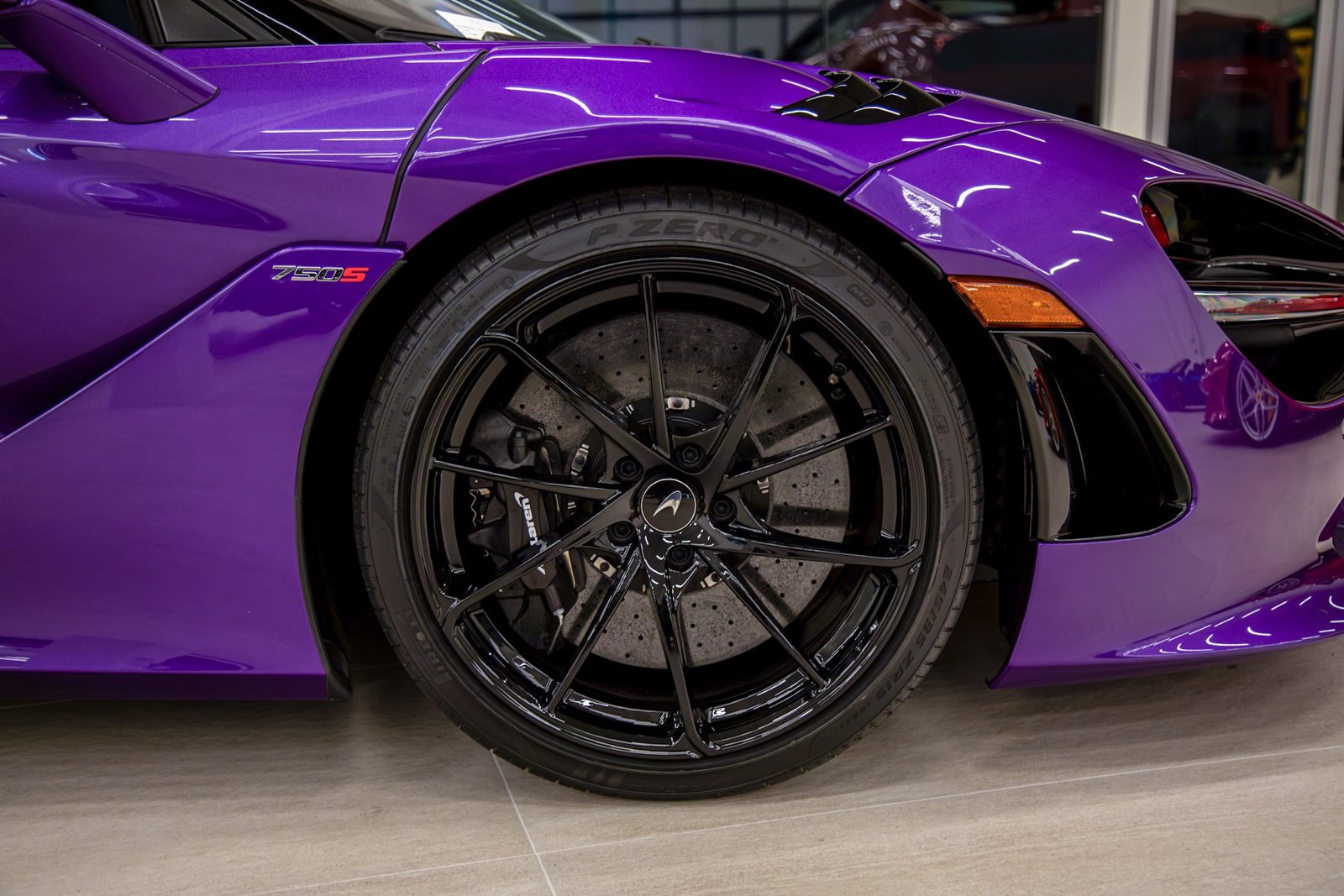 Used 2024 McLaren 750S photo 9