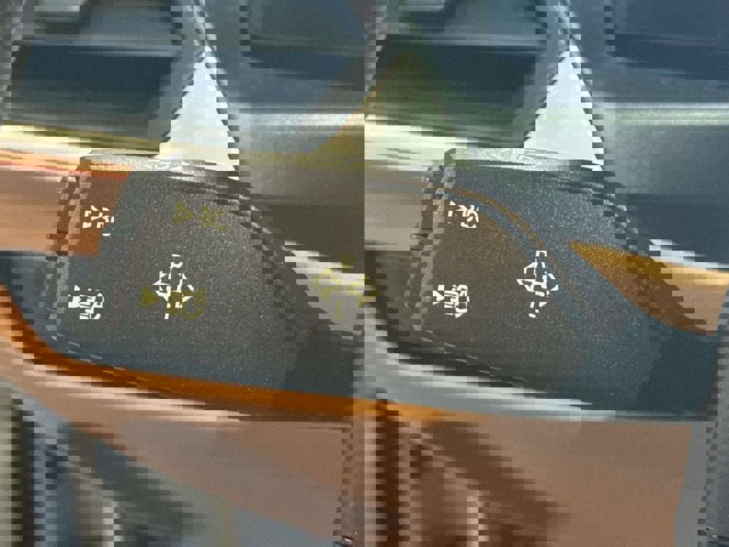 2023 BMW 330i xDrive Sedan