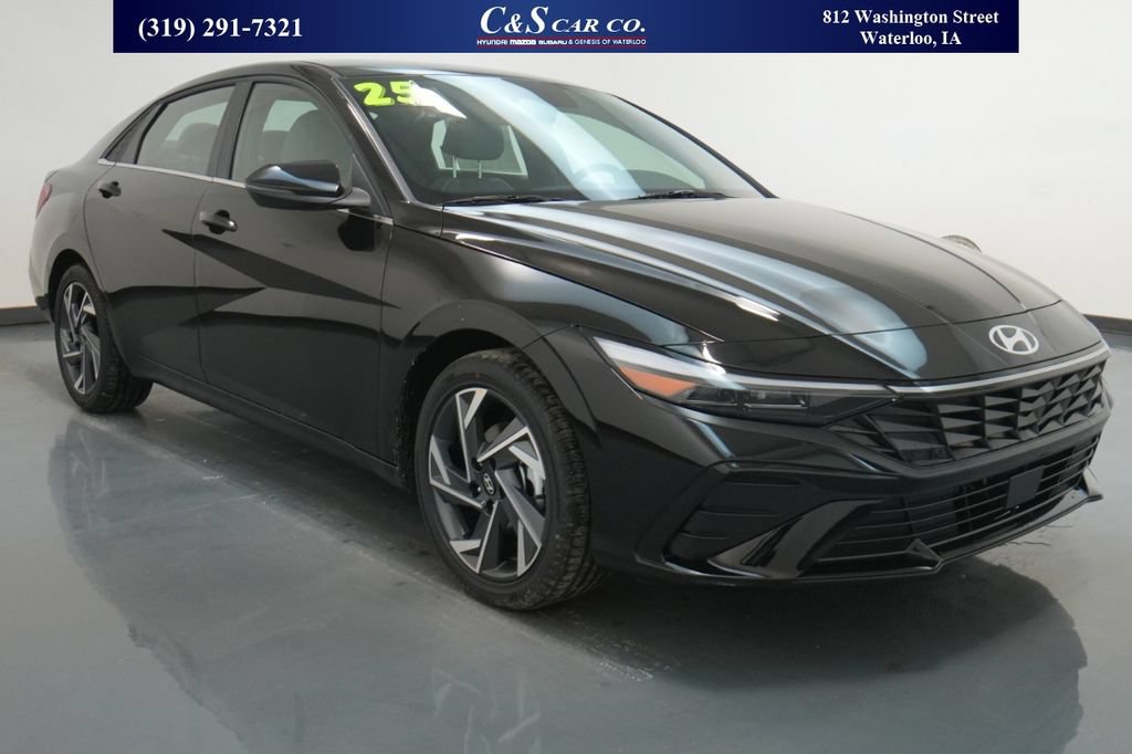 Used 2025 Hyundai Elantra Limited