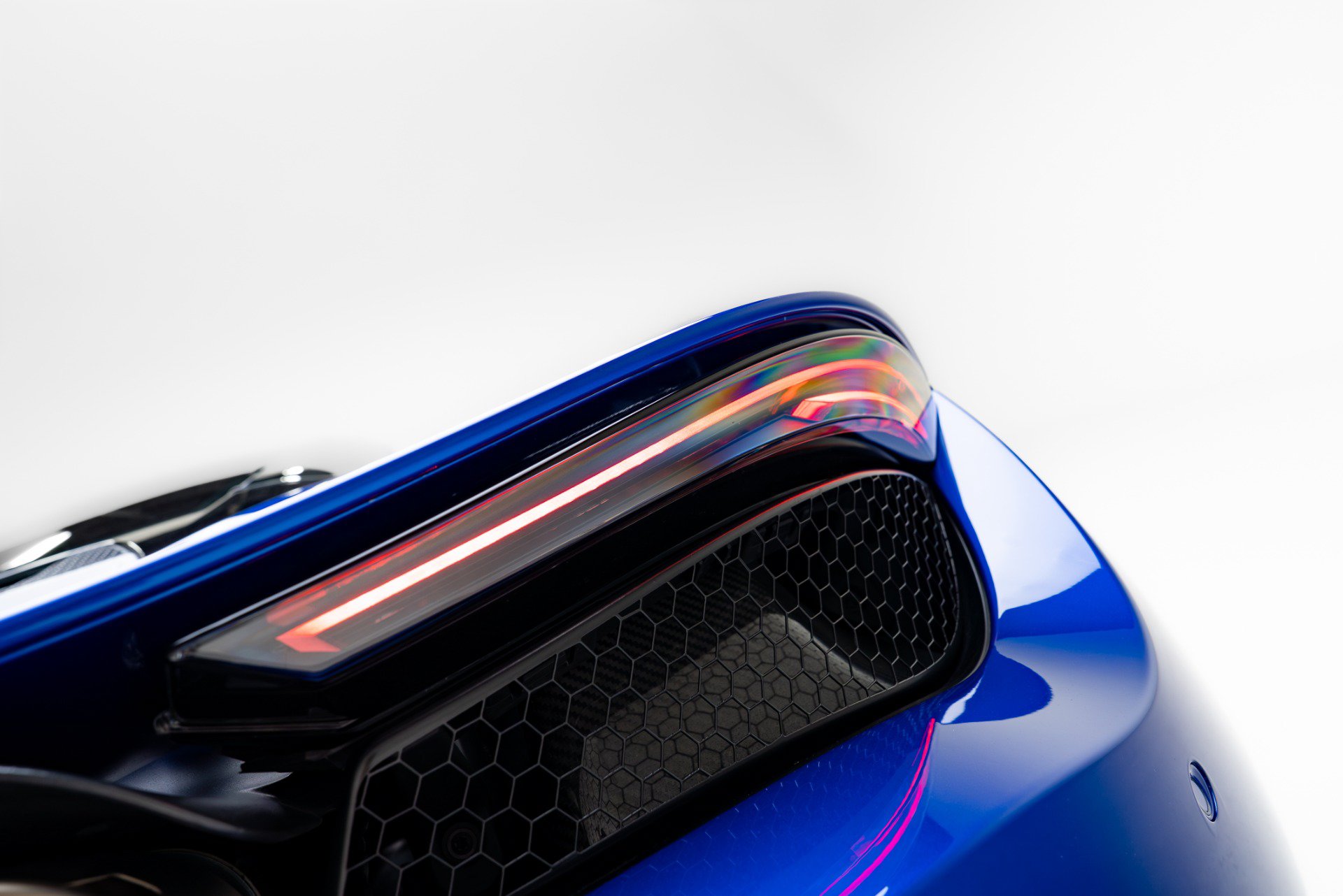 Used 2018 McLaren 720S Performance photo 34
