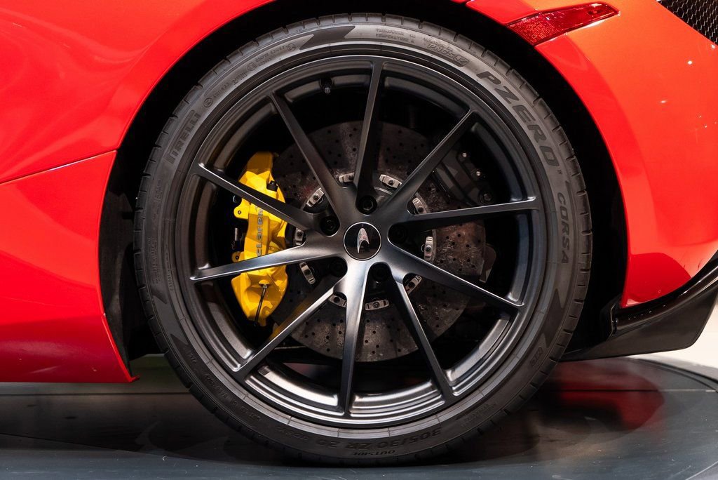 Used 2022 McLaren 720S Spider photo 13