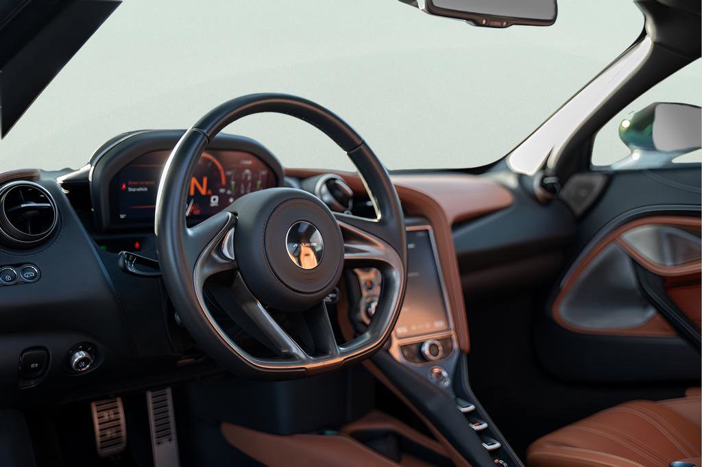 Used 2018 McLaren 720S photo 36