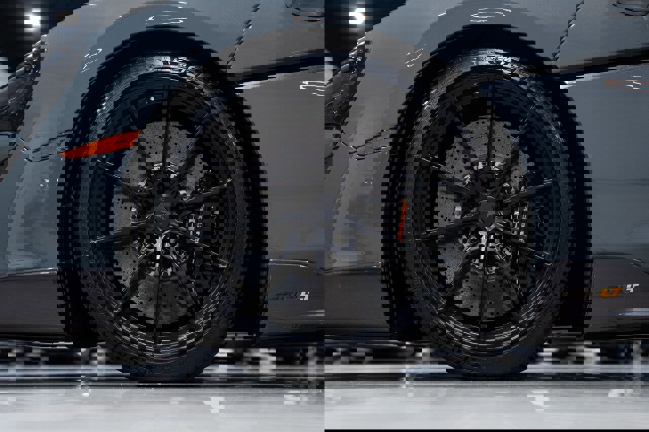 Used 2019 McLaren 600LT photo 12