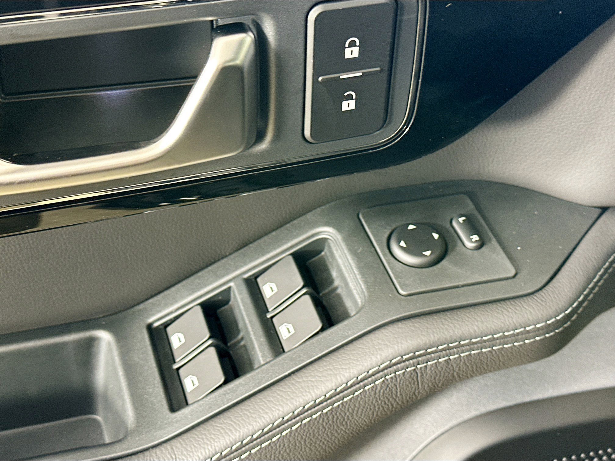 2026 INEOS Grenadier Fieldmaster Edition