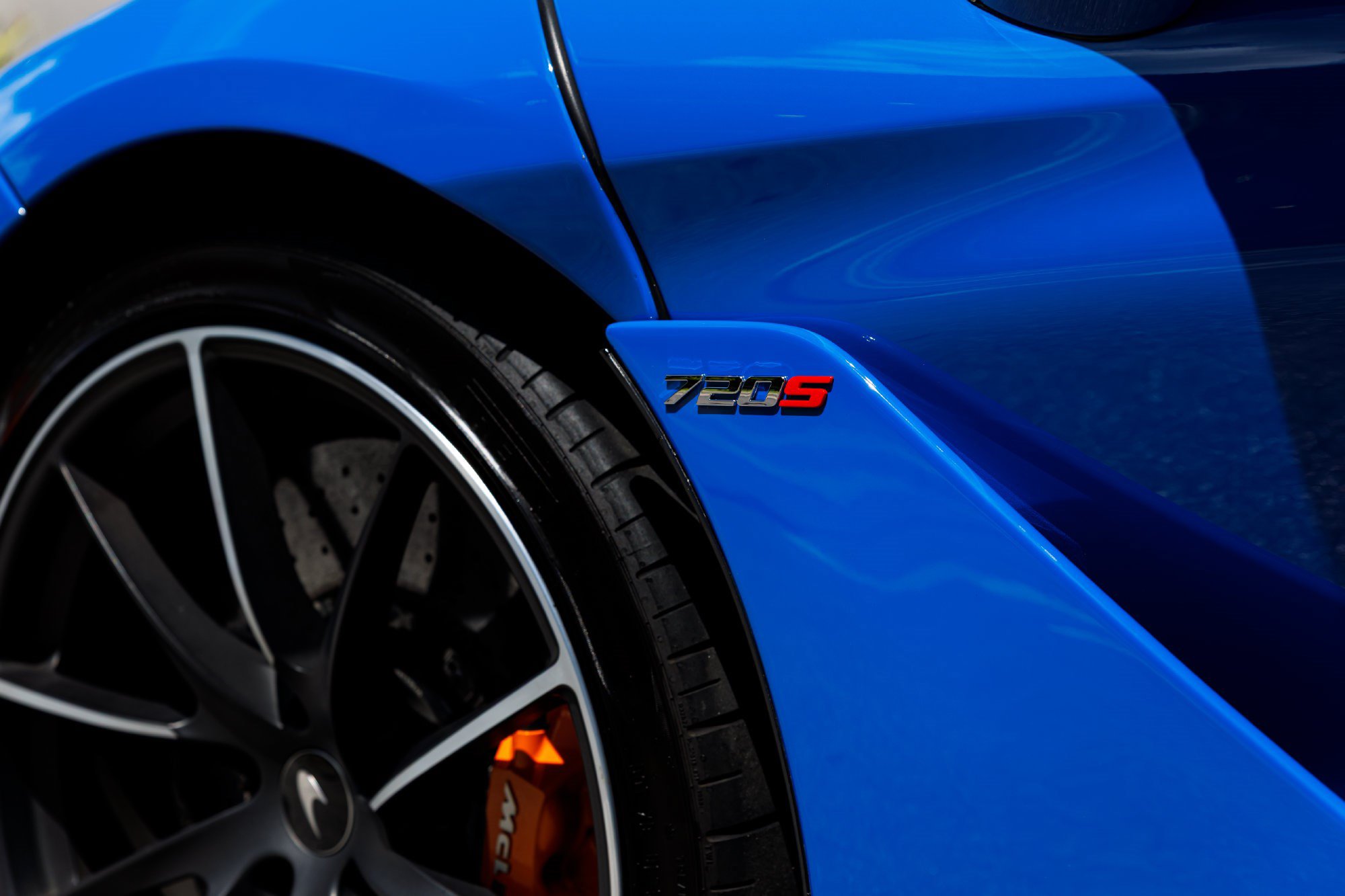 Used 2019 McLaren 720S Luxury photo 17