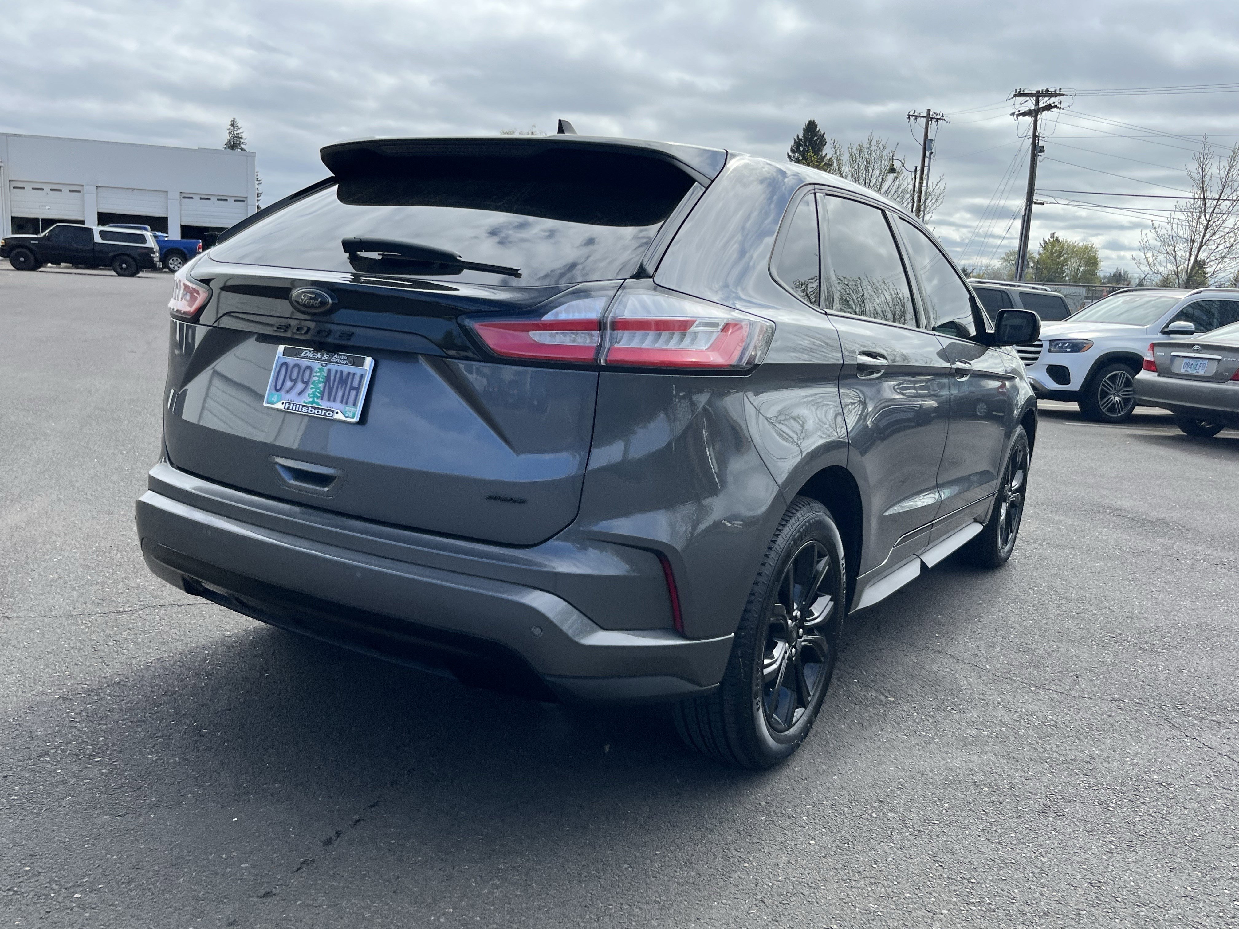 2022 Ford Edge SE